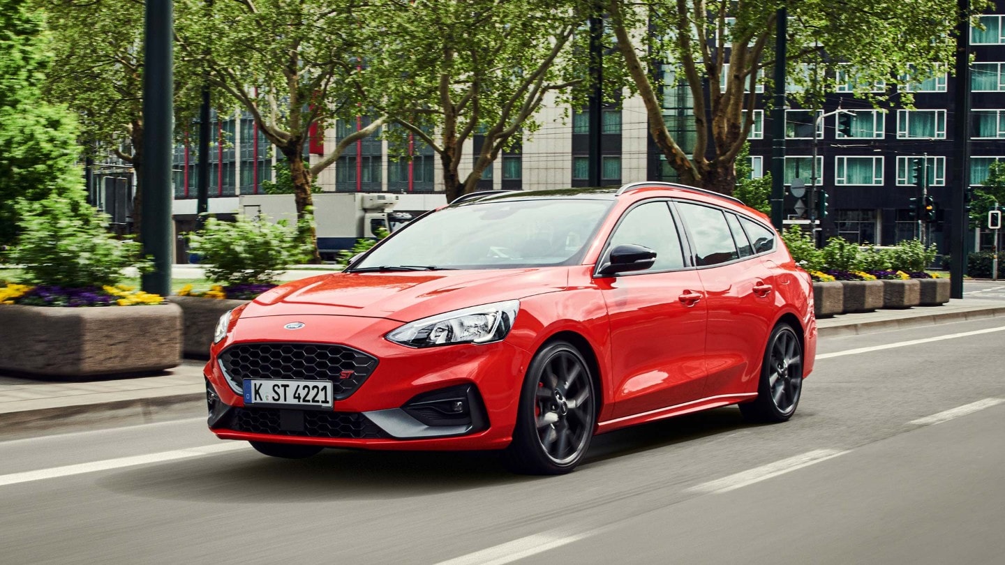 ford servicing eu focus_warranties 16x9 2160x1215 focus_warranties